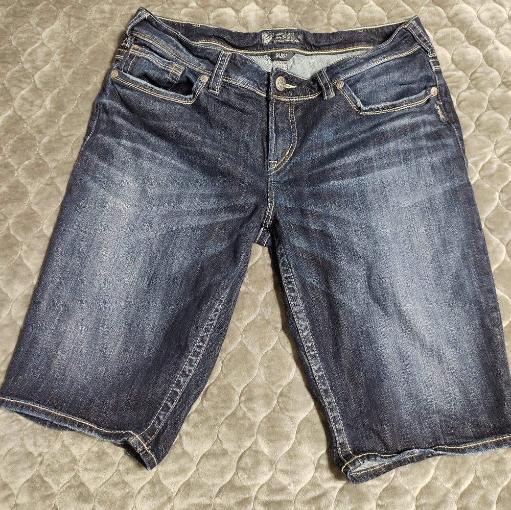 Silver Shorts - Suki - sz 18